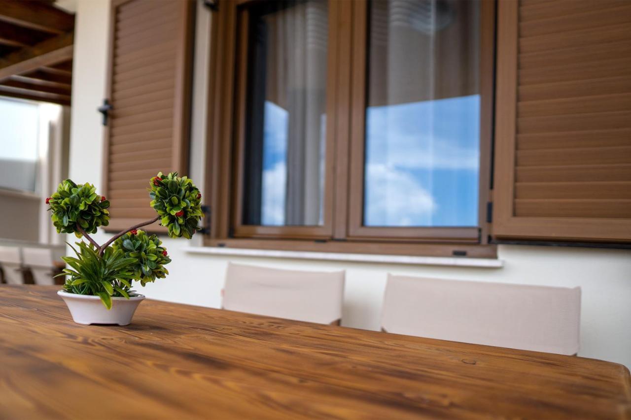 Sea View Apartment Grek Nea 3 Nea Roda Extérieur photo